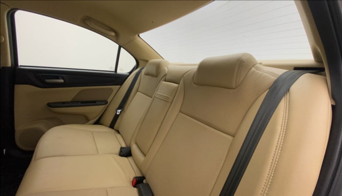 2019 Honda Amaze 1.2L I-VTEC V CVT, Petrol, Automatic, 17,143 km, Right Side Rear Door Cabin