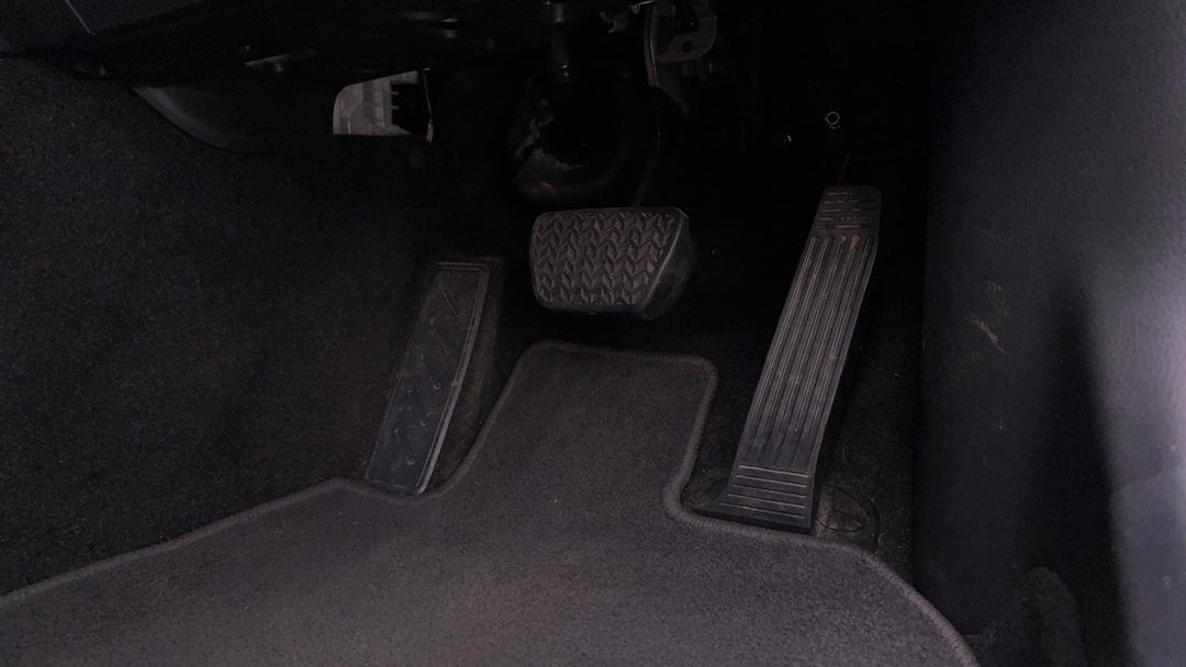 2024 Toyota Camry Ascent, Automatic, 49009 km, Pedals and Footmat