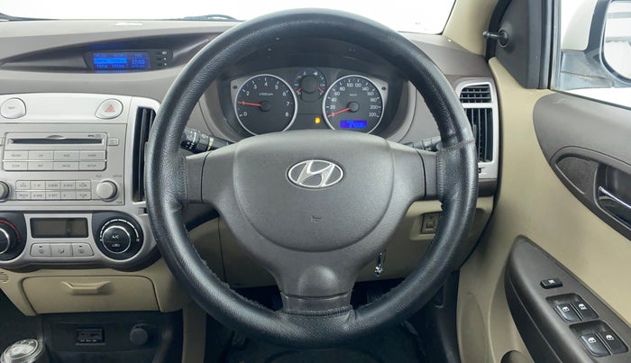 2011 Hyundai i20 MAGNA 1.2 VTVT, Petrol, Manual, 27,449 km, Steering Wheel Close Up
