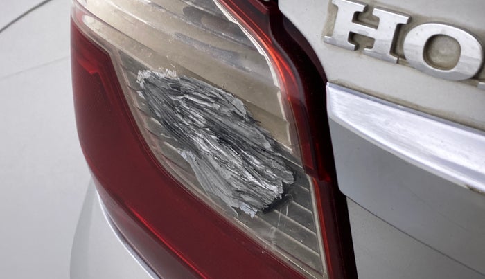 2017 Honda Amaze 1.2L I-VTEC S, Petrol, Manual, 51,705 km, Left tail light - Minor damage