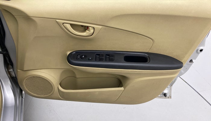 2017 Honda Amaze 1.2L I-VTEC S, Petrol, Manual, 51,705 km, Driver Side Door Panels Control