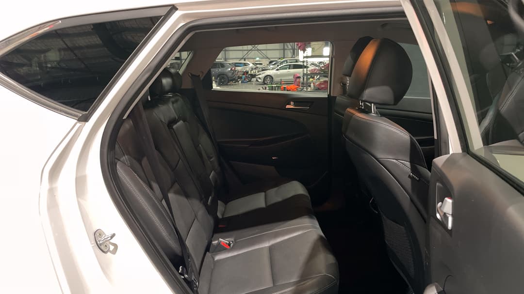 2019 Hyundai Tucson Elite (FWD), Automatic, 90060 km, Right Side Rear Door Cabin View