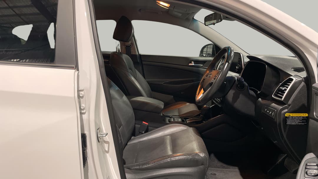 2019 Hyundai Tucson Elite (FWD), Automatic, 90060 km, Right Side Front Door Cabin View