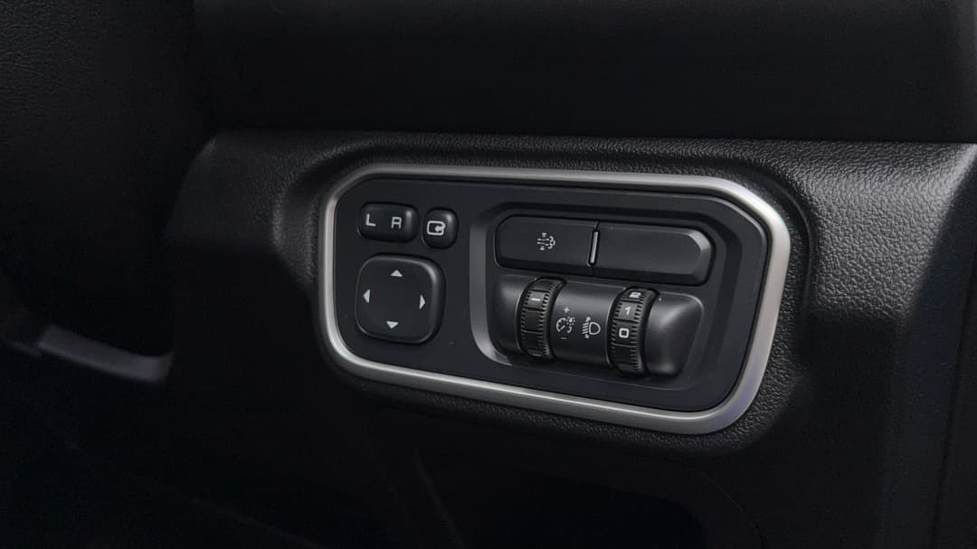 2021 GWM Ute Cannon-l (4x4), Automatic, 94729 km, Utility Switches/Buttons
