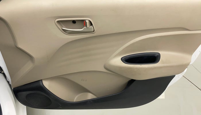 2019 Hyundai NEW SANTRO SPORTZ MT, Petrol, Manual, 15,065 km, Driver Side Door Panels Control