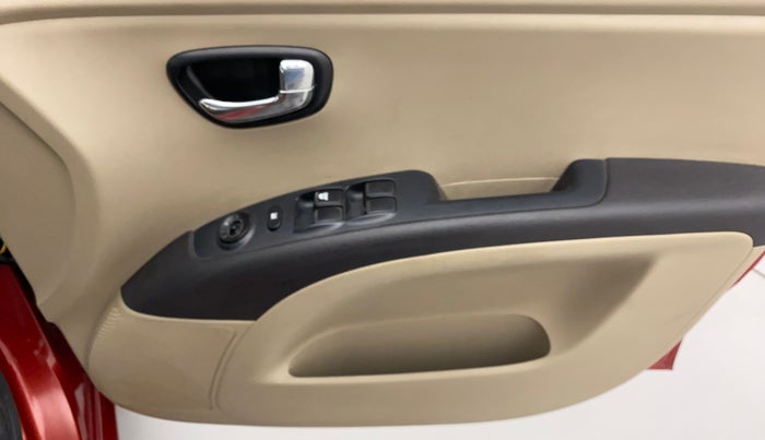2011 Hyundai i10 SPORTZ (O) 1.2, Petrol, Manual, 40,815 km, Driver Side Door Panels Control