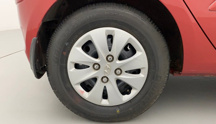2011 Hyundai i10 SPORTZ (O) 1.2, Petrol, Manual, 40,815 km, Right Rear Wheel