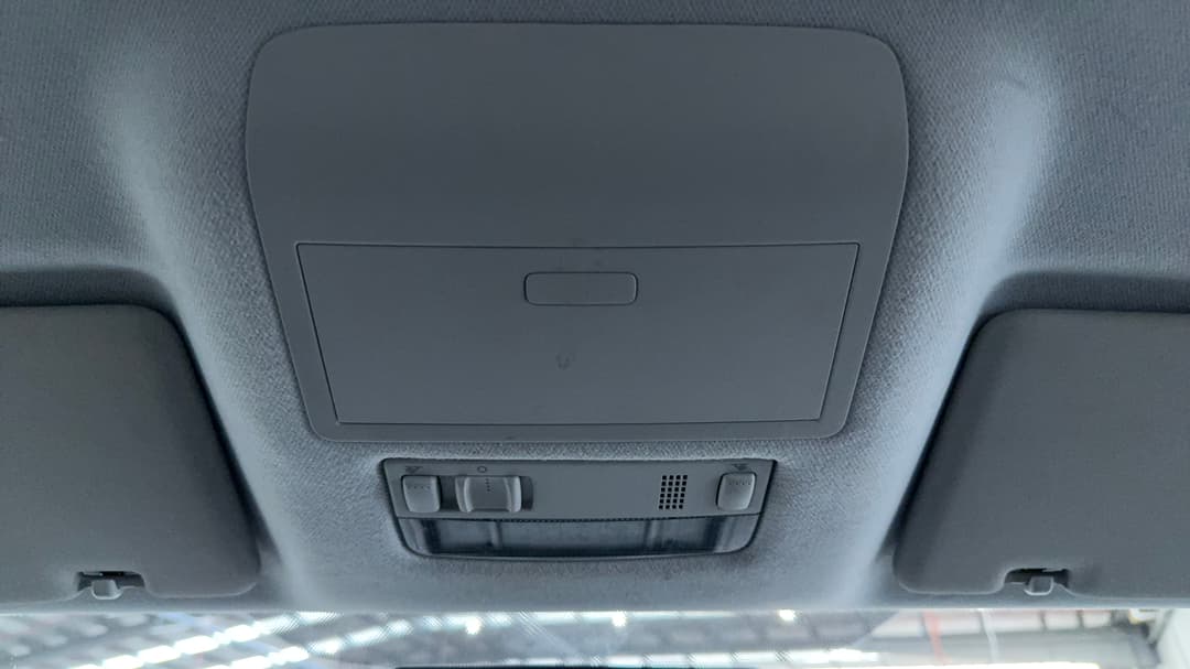 2021 Volkswagen Amarok Tdi550 V6 Core 4motion, Automatic, 110374 km, On-Roof Controls/Sunglass holder