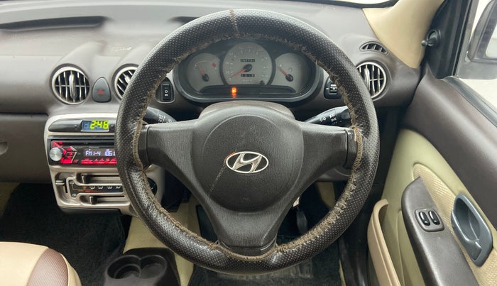 2011 Hyundai Santro Xing GLS, Petrol, Manual, 90,738 km, Steering Wheel Close Up