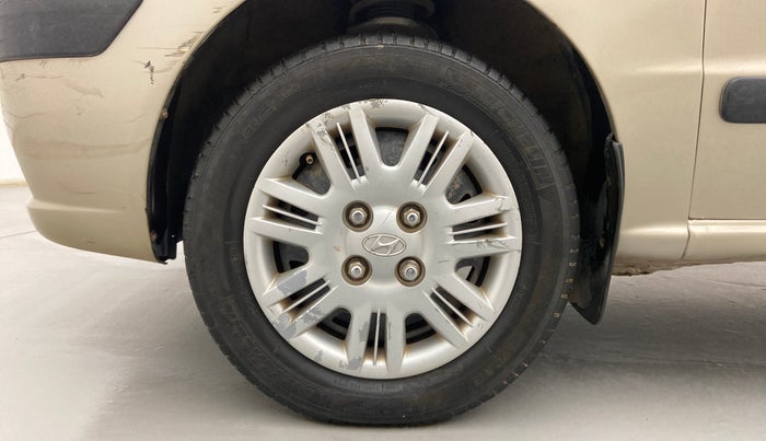 2011 Hyundai Santro Xing GLS, Petrol, Manual, 90,738 km, Left Front Wheel