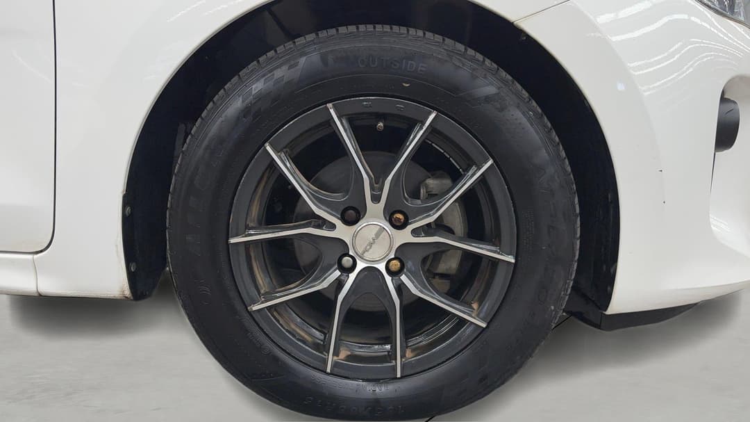 2018 Kia Rio S, Automatic, 42740 km, Right Front Wheel