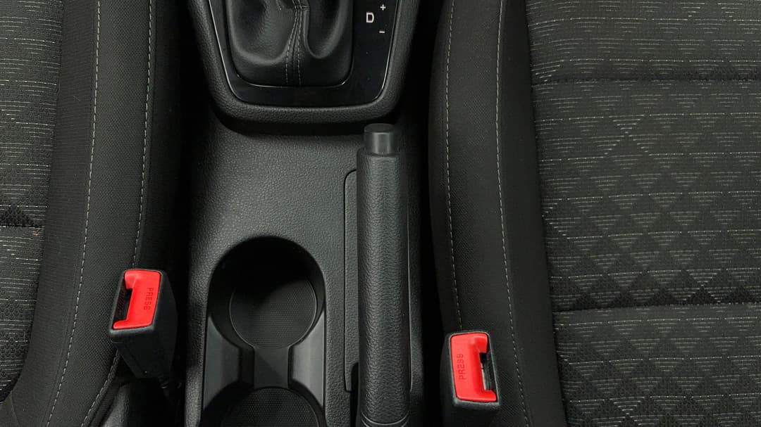 2018 Kia Rio S, Automatic, 42740 km, Handbrake