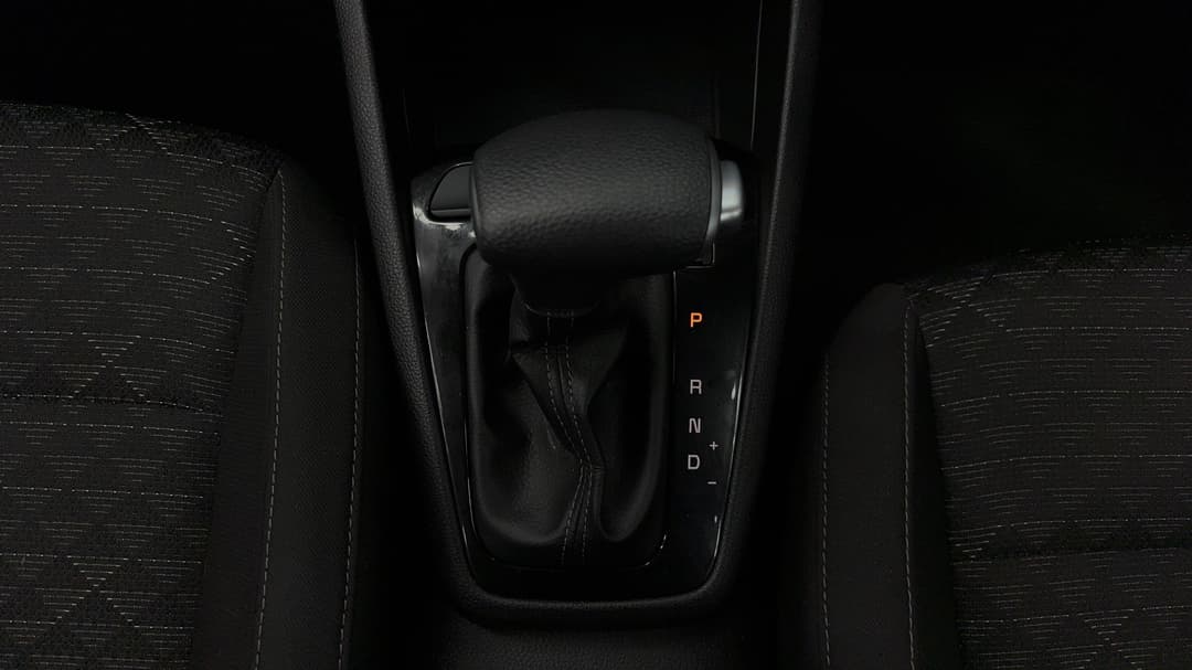 2018 Kia Rio S, Automatic, 42740 km, Gear Lever 