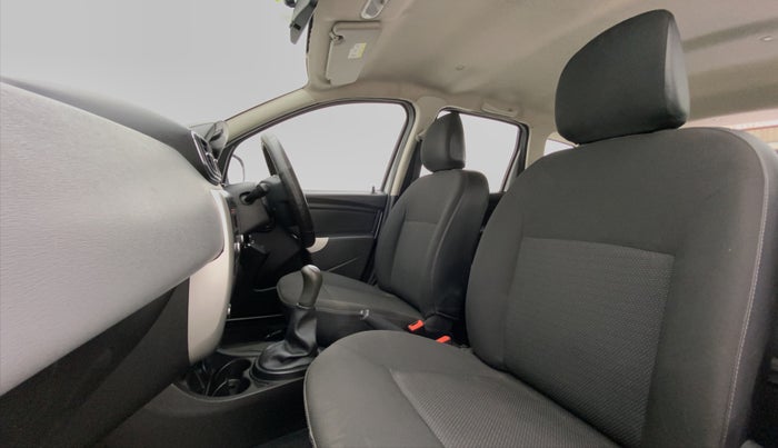 2016 Nissan Terrano XE 85 PS DEISEL, Diesel, Manual, 35,832 km, Right Side Front Door Cabin