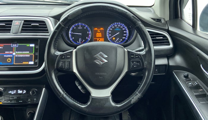 2017 Maruti S Cross ALPHA SHVS, Diesel, Manual, 40,429 km, Steering Wheel Close Up
