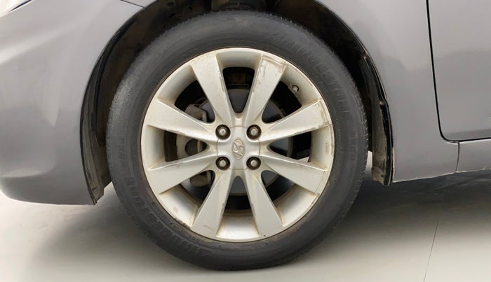 2011 Hyundai Verna FLUIDIC 1.6 VTVT SX OPT AT, Petrol, Automatic, 94,203 km, Left Front Wheel