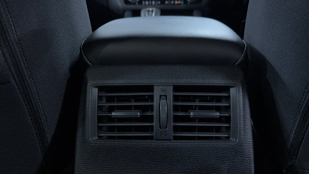 Rear A/C Vent