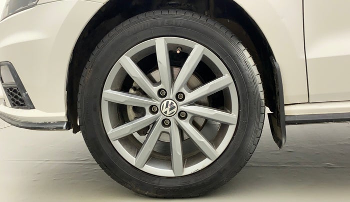 2021 Volkswagen Polo HIGHLINE PLUS 1.0L TSI, Petrol, Manual, 21,615 km, Left Front Wheel