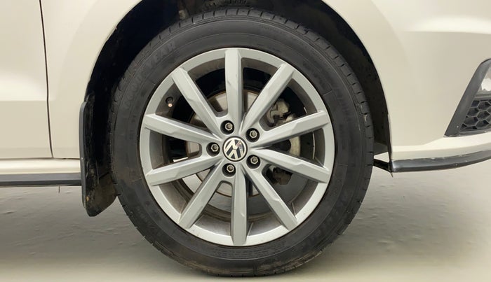 2021 Volkswagen Polo HIGHLINE PLUS 1.0L TSI, Petrol, Manual, 21,615 km, Right Front Wheel