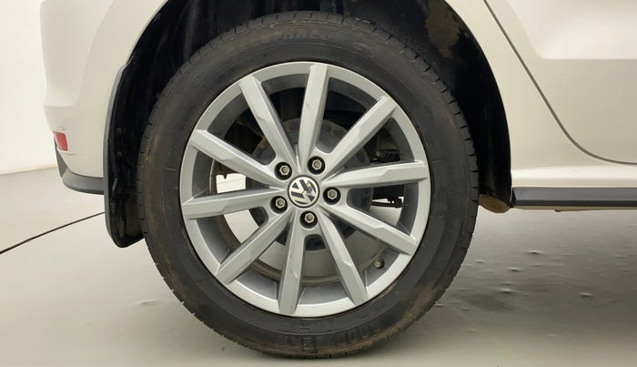 2021 Volkswagen Polo HIGHLINE PLUS 1.0L TSI, Petrol, Manual, 21,615 km, Right Rear Wheel