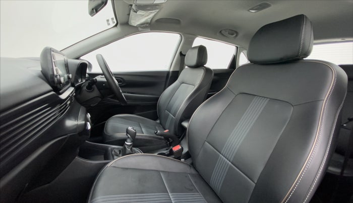 2021 Hyundai NEW I20 SPORTZ 1.0T GDI IMT, Petrol, Manual, 19,700 km, Right Side Front Door Cabin