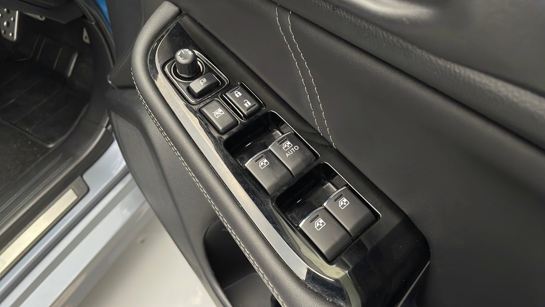 Drivers Side Door Panel Controls
