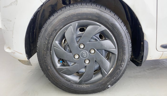 2019 Hyundai NEW SANTRO SPORTZ AMT ANNIVERSARY EDITION, CNG, Automatic, 39,788 km, Left Front Wheel