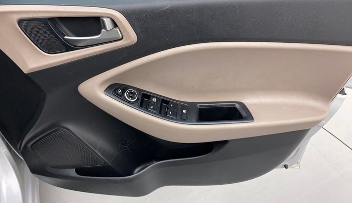 2016 Hyundai Elite i20 SPORTZ 1.4 CRDI, Diesel, Manual, 91,683 km, Driver Side Door Panels Control