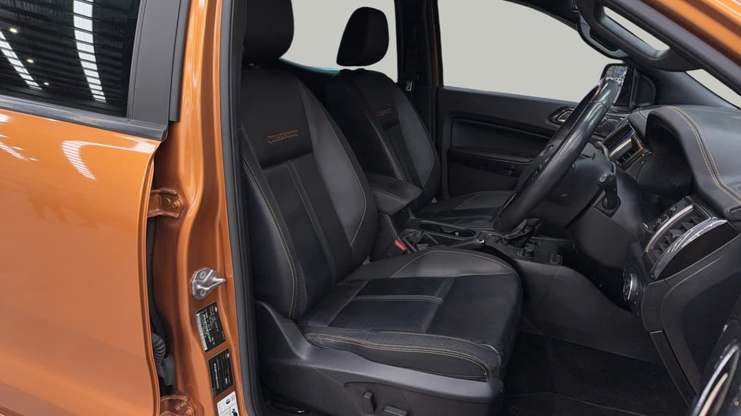 2021 Ford Ranger Wildtrak 2.0 (4x4), Automatic, 106211 km, Right Side Front Door Cabin View