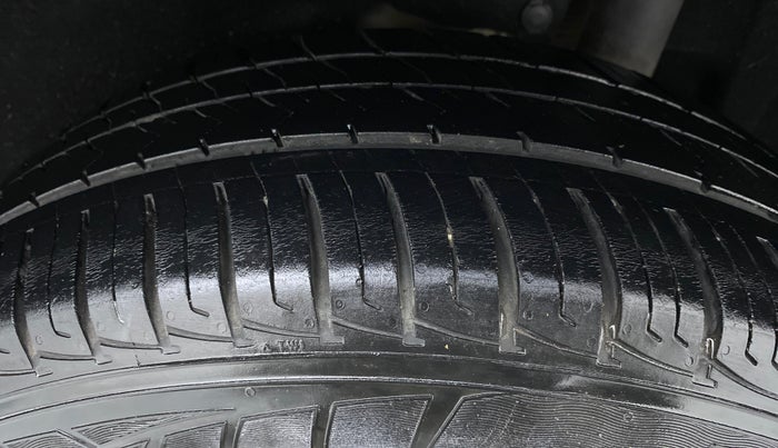 2019 Maruti Vitara Brezza VDI, Diesel, Manual, 25,451 km, Left Rear Tyre Tread