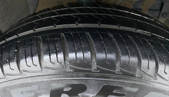 2019 Maruti Vitara Brezza VDI, Diesel, Manual, 25,451 km, Right Front Tyre Tread