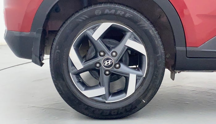 2019 Hyundai VENUE 1.0 TURBO GDI SX+ AT, Petrol, Automatic, 28,245 km, Right Rear Wheel