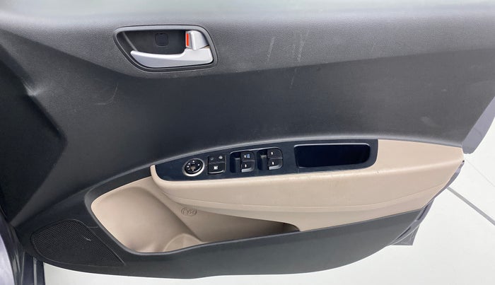 2017 Hyundai Grand i10 SPORTZ 1.2 KAPPA VTVT, CNG, Manual, 51,075 km, Driver Side Door Panels Control