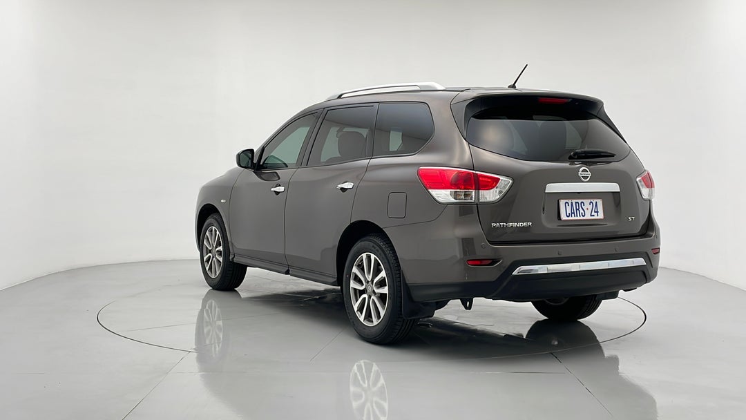 Left Back Diagonal (45- Degree) View