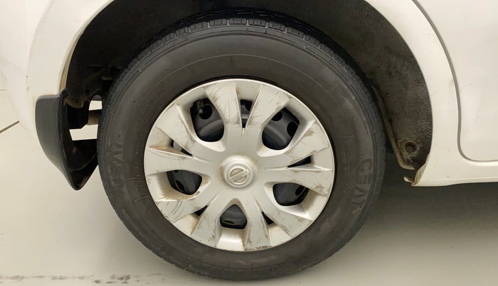 2017 Nissan Micra Active XV, CNG, Manual, 61,515 km, Right Rear Wheel