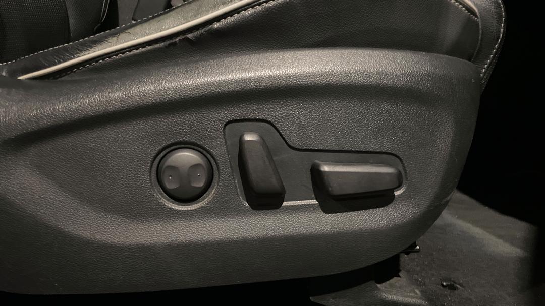 2019 Kia Sportage Gt-line (AWD), Automatic, 118292 km, Drivers Side Adjustment Panel