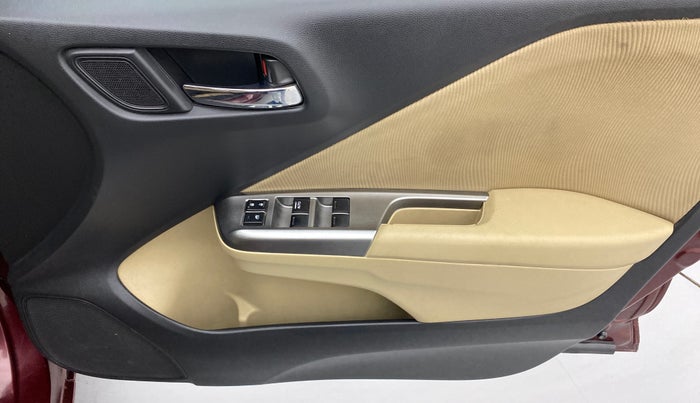 2014 Honda City 1.5L I-VTEC V MT, Petrol, Manual, 1,24,781 km, Driver Side Door Panels Control