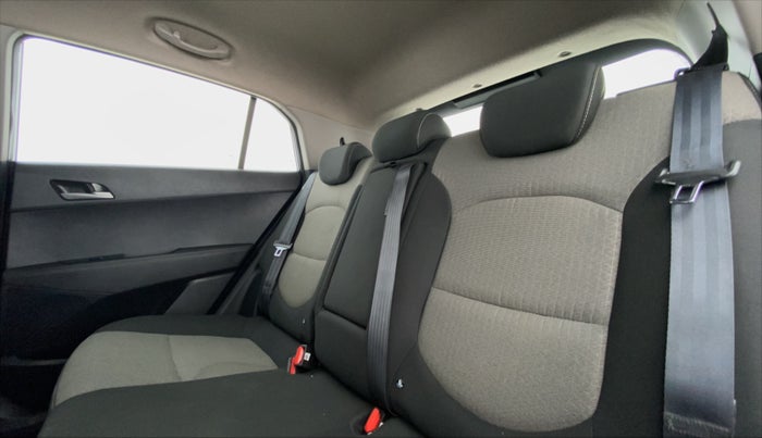 2016 Hyundai Creta 1.6 CRDI SX PLUS AUTO, Diesel, Automatic, 52,195 km, Right Side Rear Door Cabin