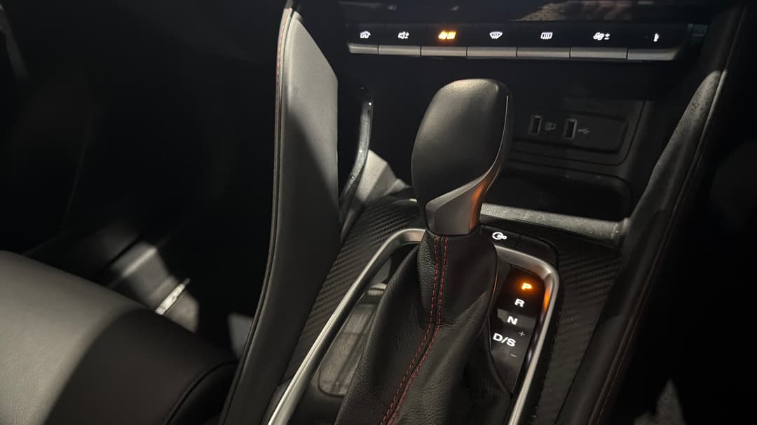 2025 MG Zst Vibe, Automatic, 15626 km, Gear Lever 