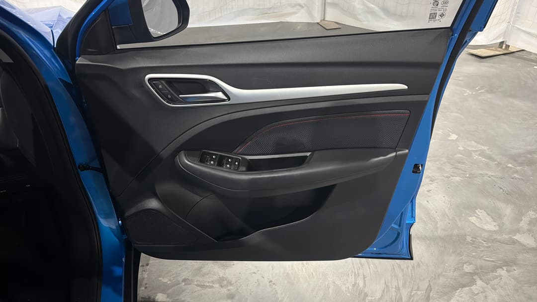 2025 MG Zst Vibe, Automatic, 15626 km, Speaker View