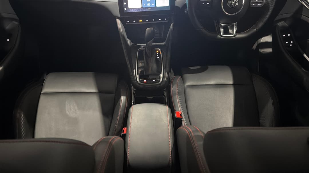 2025 MG Zst Vibe, Automatic, 15626 km, Center Console