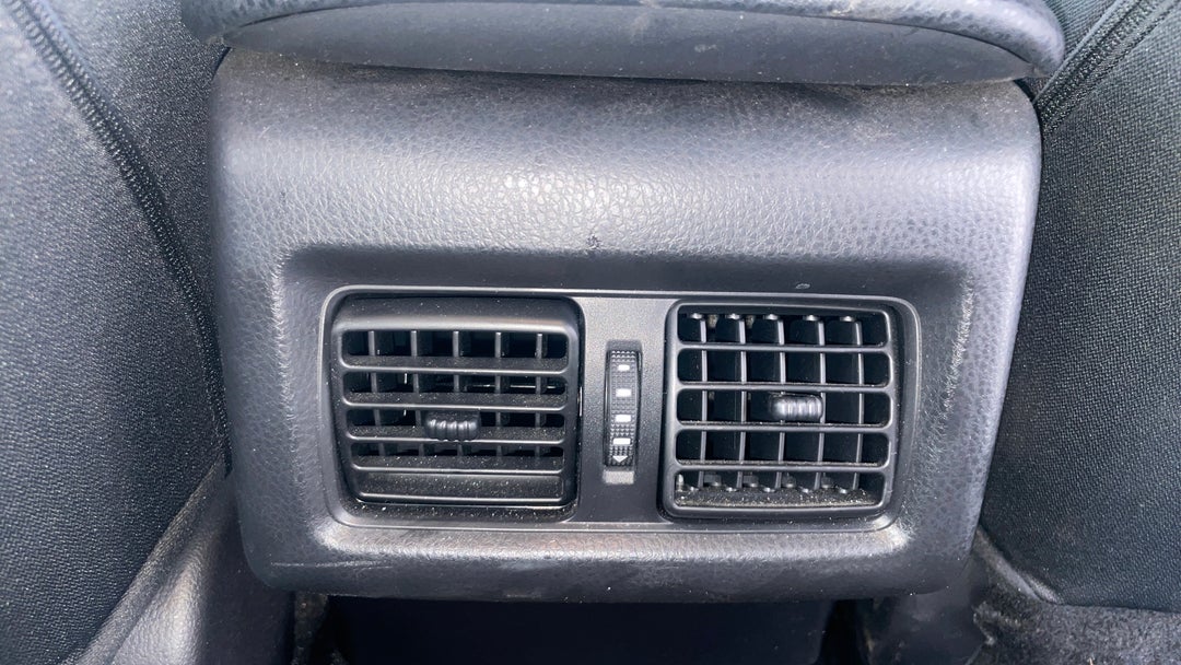 Rear A/C Vent