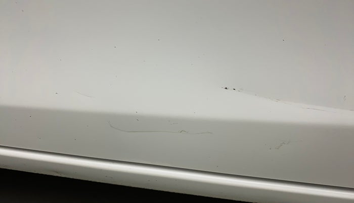 2016 Maruti Celerio ZXI AMT ABS, Petrol, Automatic, 43,592 km, Front passenger door - Minor scratches