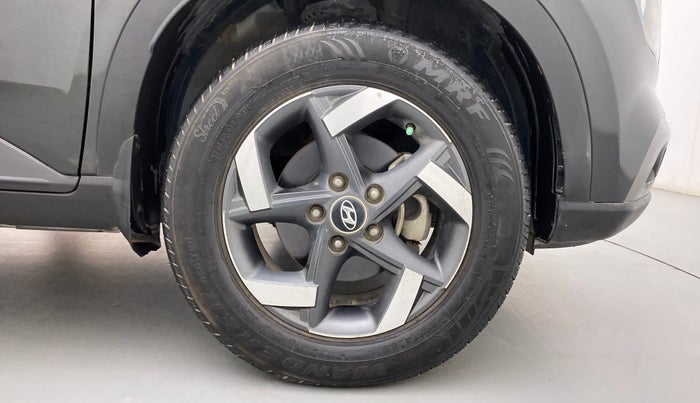 2020 Hyundai VENUE SX 1.0 TURBO, Petrol, Manual, 38,473 km, Right Front Wheel