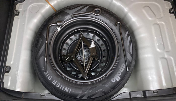 2020 Hyundai VENUE SX 1.0 TURBO, Petrol, Manual, 38,473 km, Spare Tyre