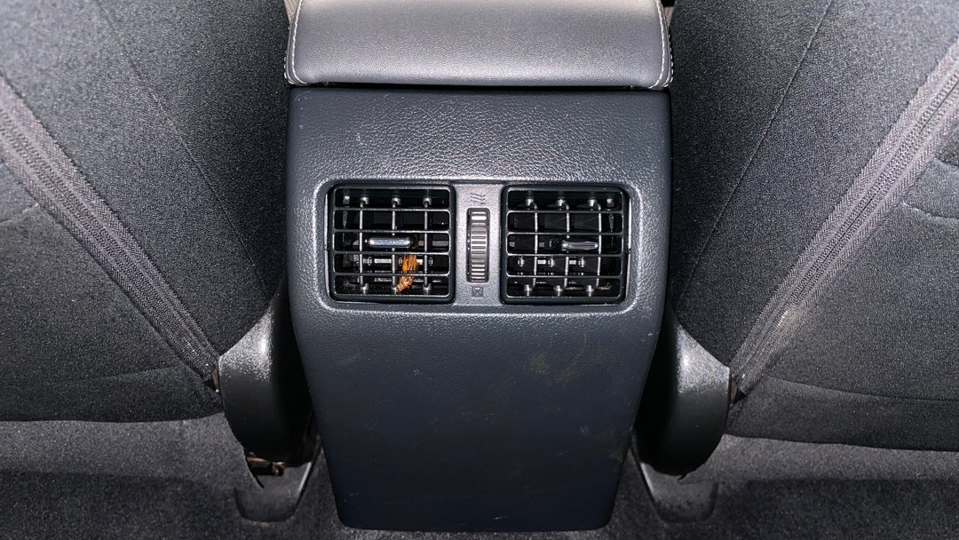 Rear A/C Vent