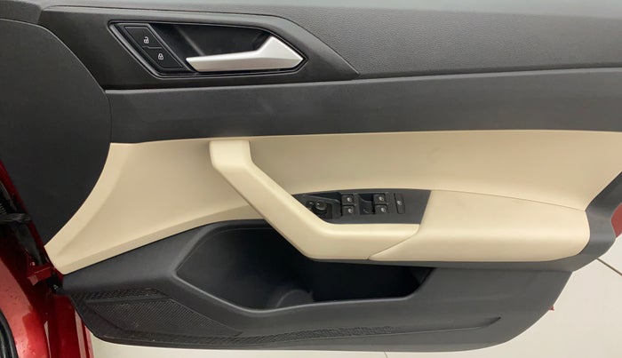 2022 Volkswagen VIRTUS COMFORTLINE TSI 1.0 MT, Petrol, Manual, 26,431 km, Driver Side Door Panels Control