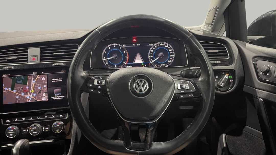 2020 Volkswagen Golf 110 Tsi Highline, Automatic, 82762 km, Steering Wheel Close-up