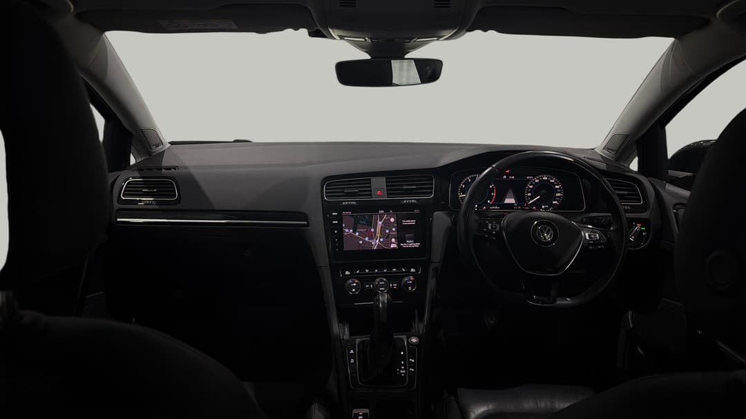 2020 Volkswagen Golf 110 Tsi Highline, Automatic, 82762 km, Dashboard View
