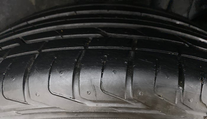 2022 Tata NEXON XZ+ 1.2, Petrol, Manual, 2,162 km, Left Rear Tyre Tread